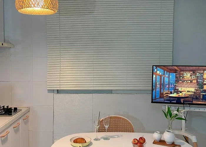 Villa National University, 5 Minutes Near National Station *
